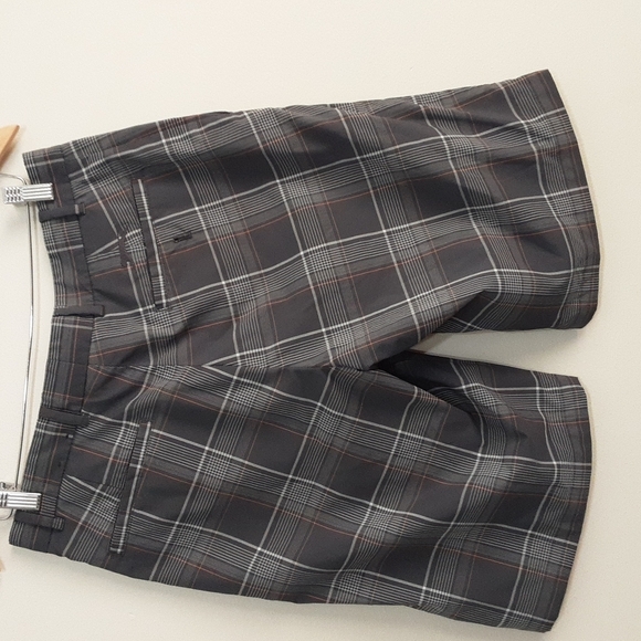 Slazenger men's performance casual golf short in size 32 - Picture 2 of 7